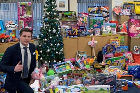Close Brothers Motor Finance donates 170 toys for Mission Christmas