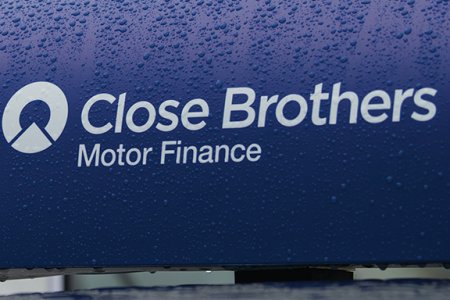 Six in ten car dealers call for Government support at the Autumn Statement Six in ten car dealers call for Government support at the Autumn Statement